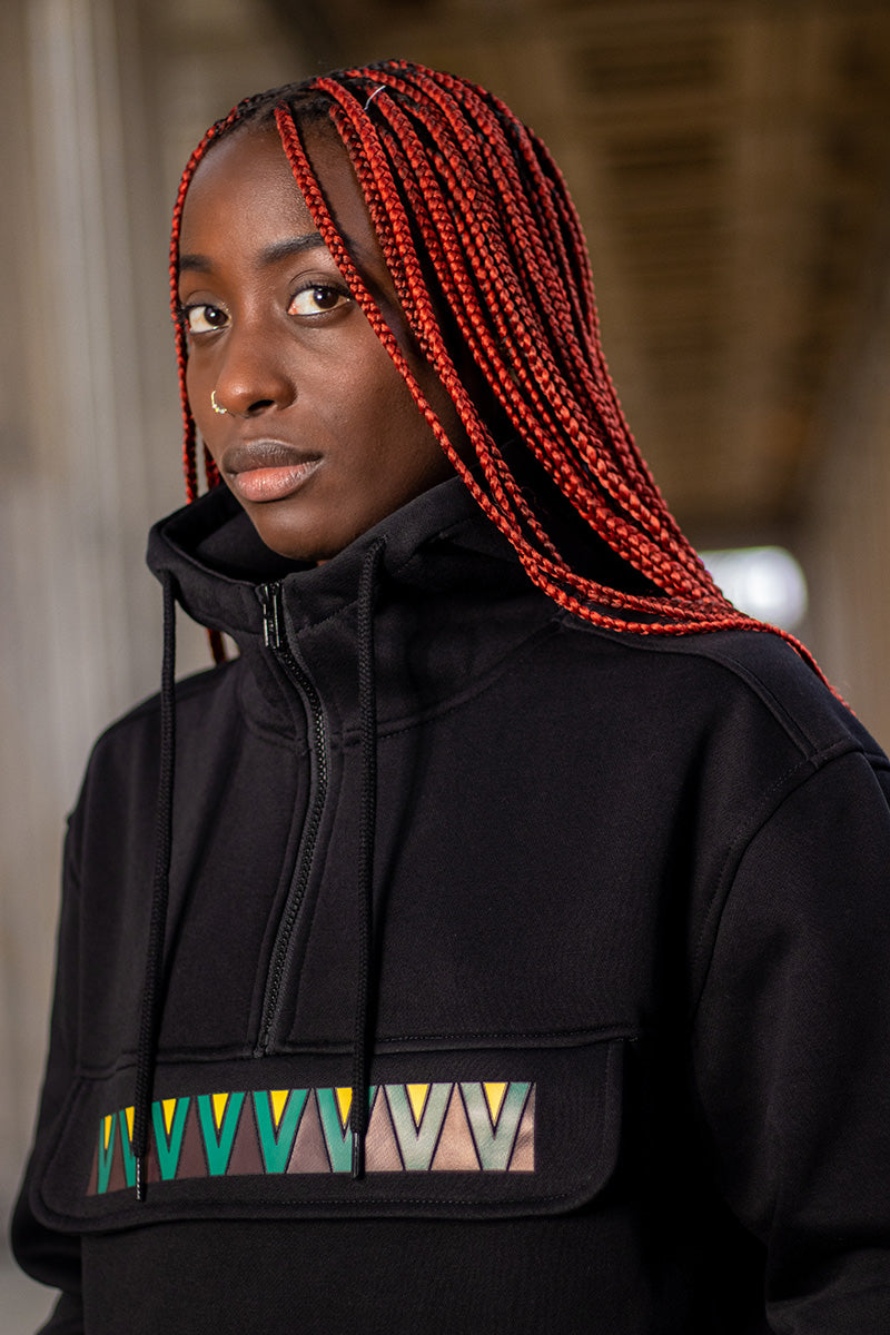 Damen Avoque Hoodie in Schwarz